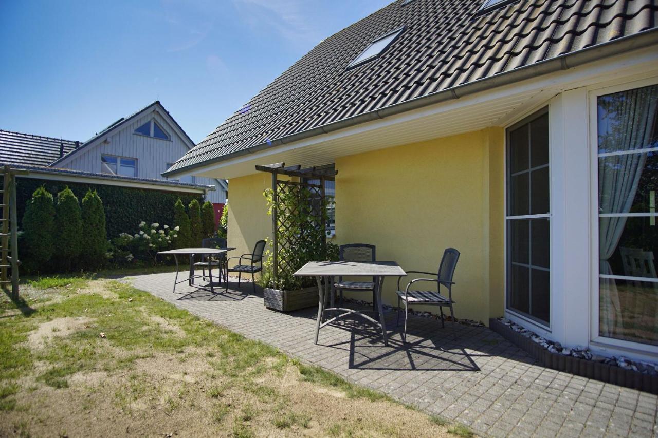 Nah Am Meer, Ruhige Lage, Gratis Nutzung Vom Ahoi Erlebnisbad Und Sauna In Sellin - Haus Inselblick Fewo 01 Goehren  Luaran gambar
