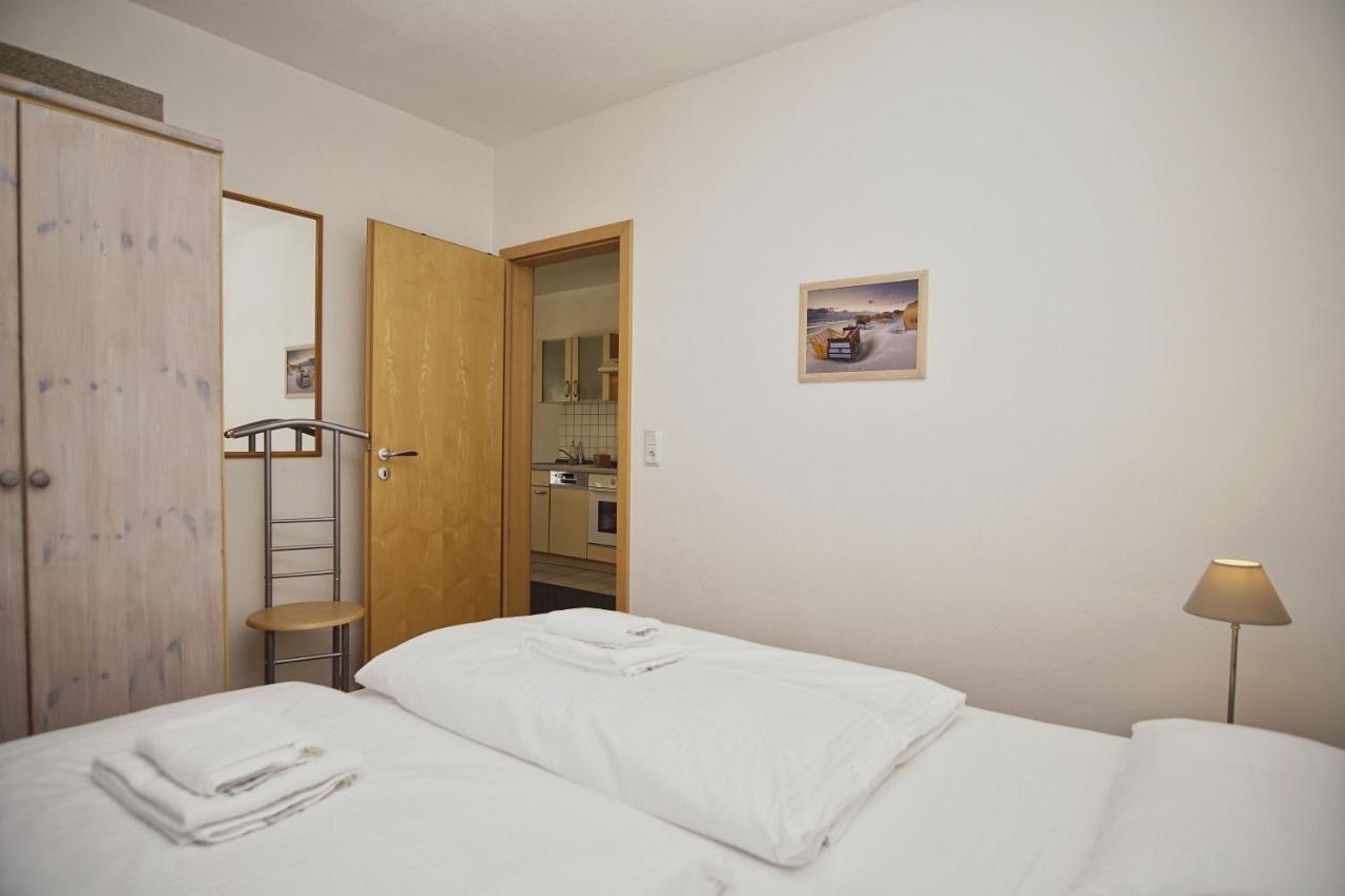 Nah Am Meer, Ruhige Lage, Gratis Nutzung Vom Ahoi Erlebnisbad Und Sauna In Sellin - Haus Inselblick Fewo 01 Goehren  Luaran gambar